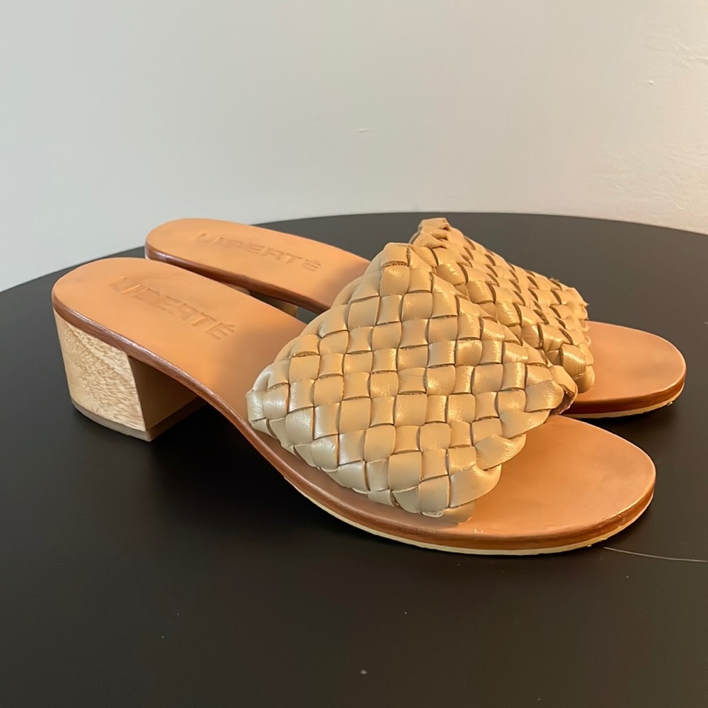 Liberté Santorini Woven Mule